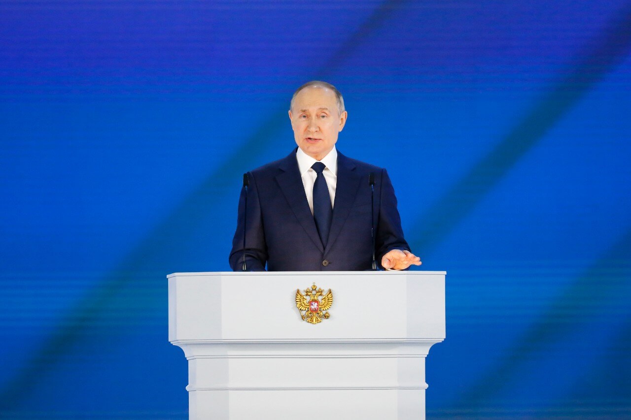 Putin Cautions West Against Crossing “Red Line” in State of the Nation Address