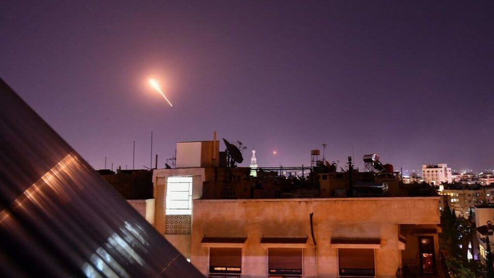 Israel Retaliates With Air Strikes as Syrian Missile Explodes near Dimona Nuclear Reactor