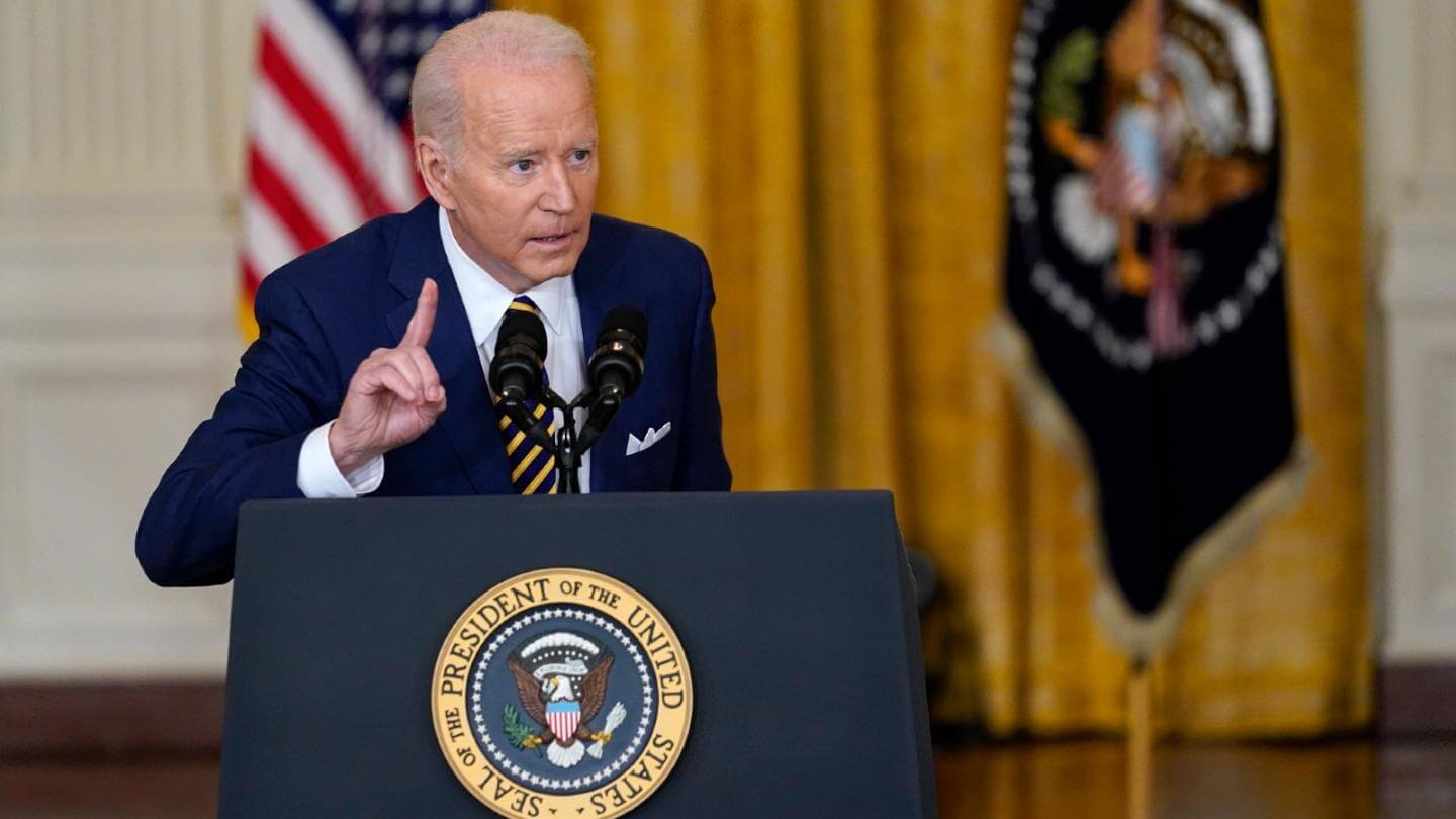 Biden Bans Russian Oil Imports, Says Putin Will Be Responsible for Ensuing Price Surge