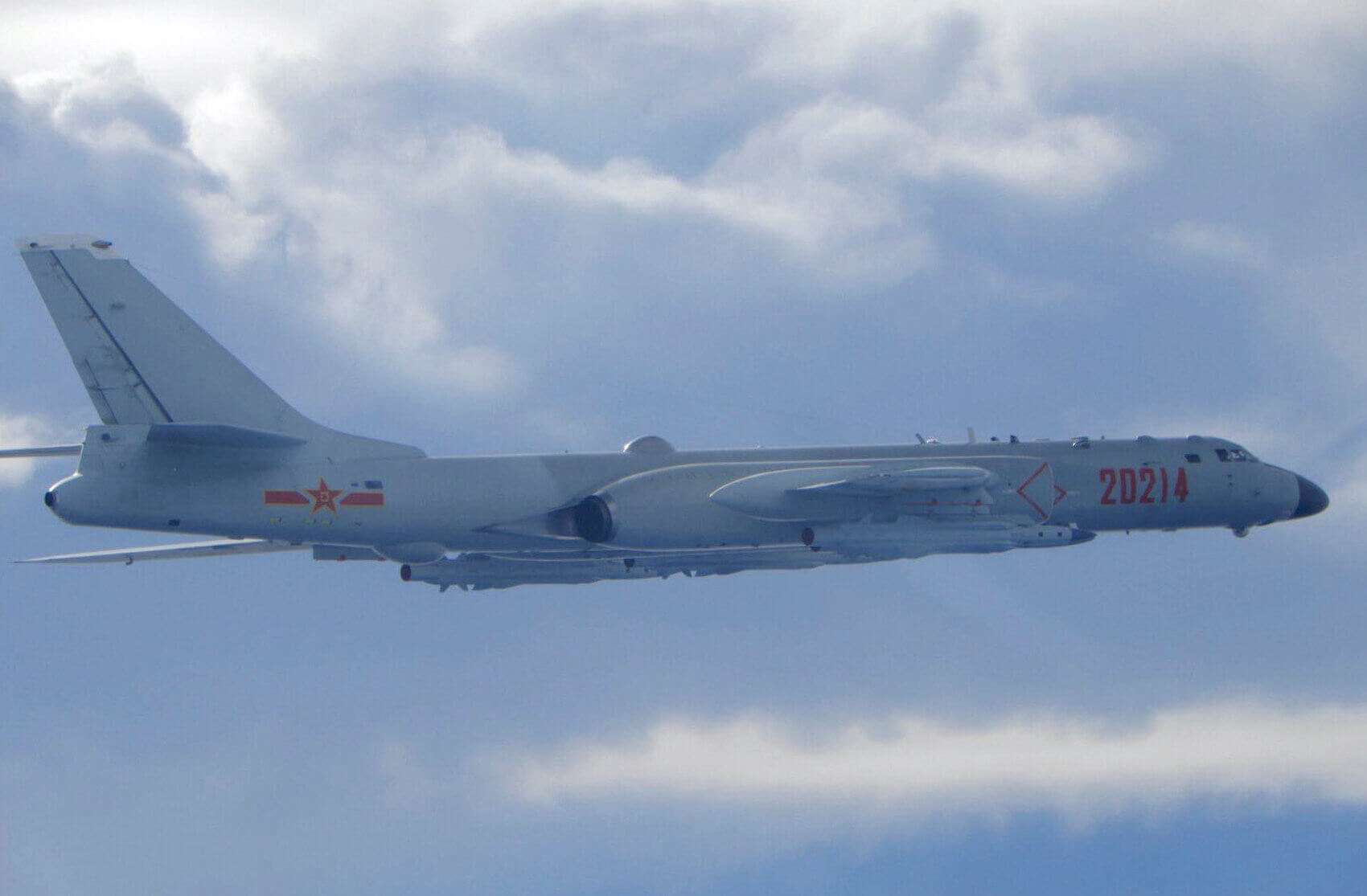 Multiple Chinese Jets Breach Taiwan Strait Median Line