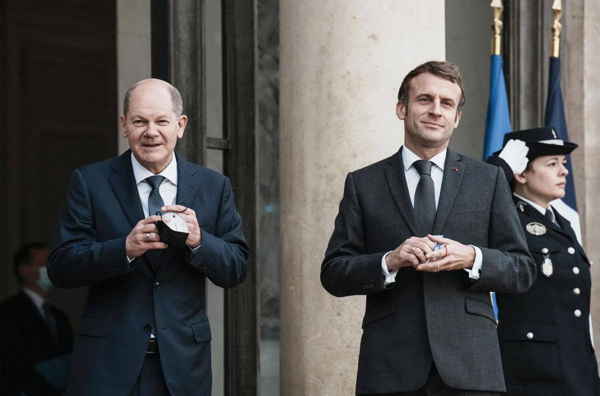 Macron, Scholz Demand Ceasefire, Discuss Settlement of Ukraine Conflict With Putin