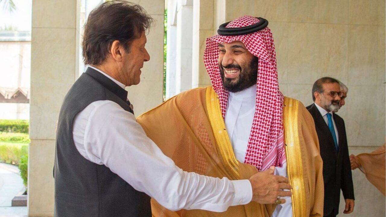 Imran Khan Attempts to Downplay Tiff with Saudi Arabia
