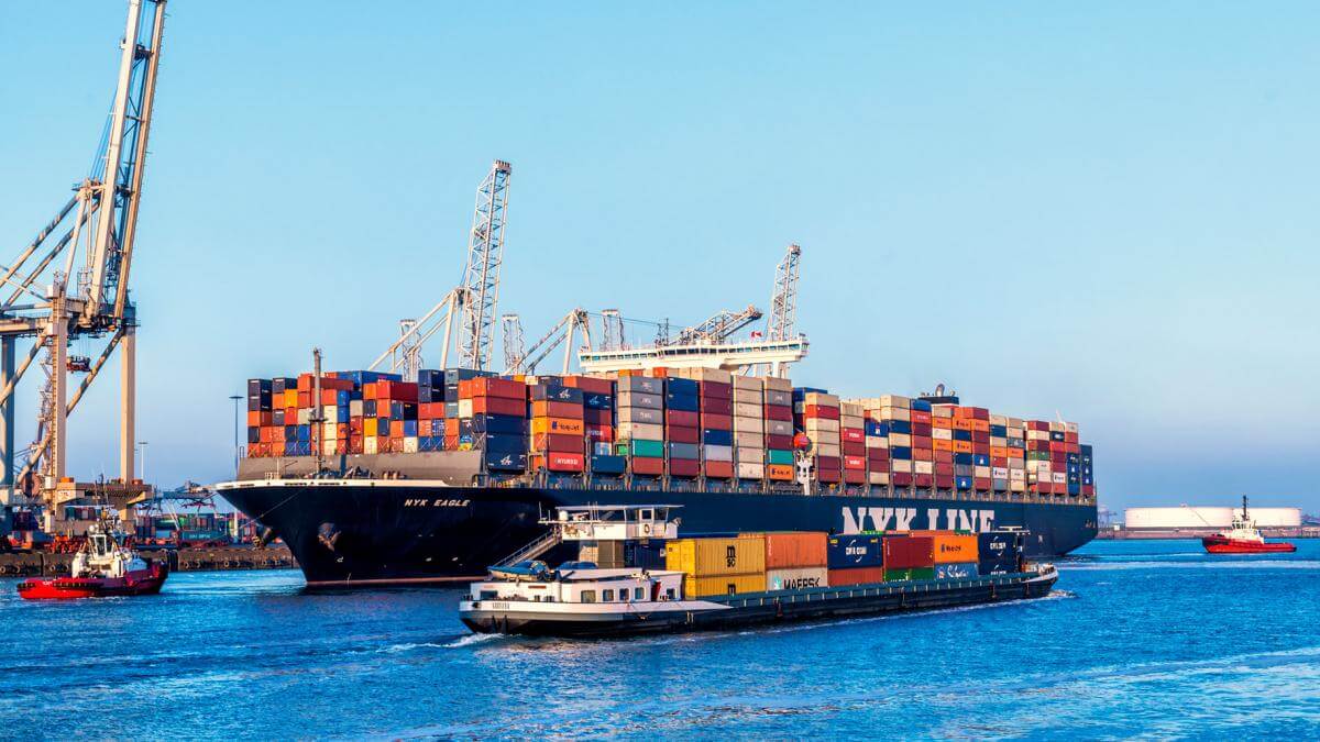 Vietnam Leapfrogged India as an Alternative Manufacturing Base to China. Here’s Why.