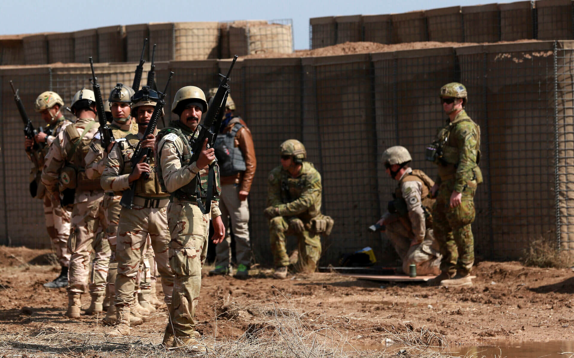 18 Rockets Strike Coalition Military Base Near Baghdad, 2 Americans and 1 Briton Killed