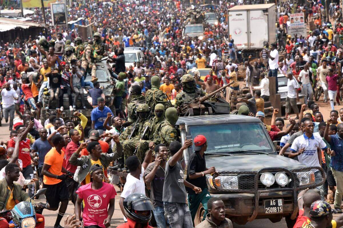 AU, ECOWAS Suspend Guinea Following Military Coup to Depose President Condé