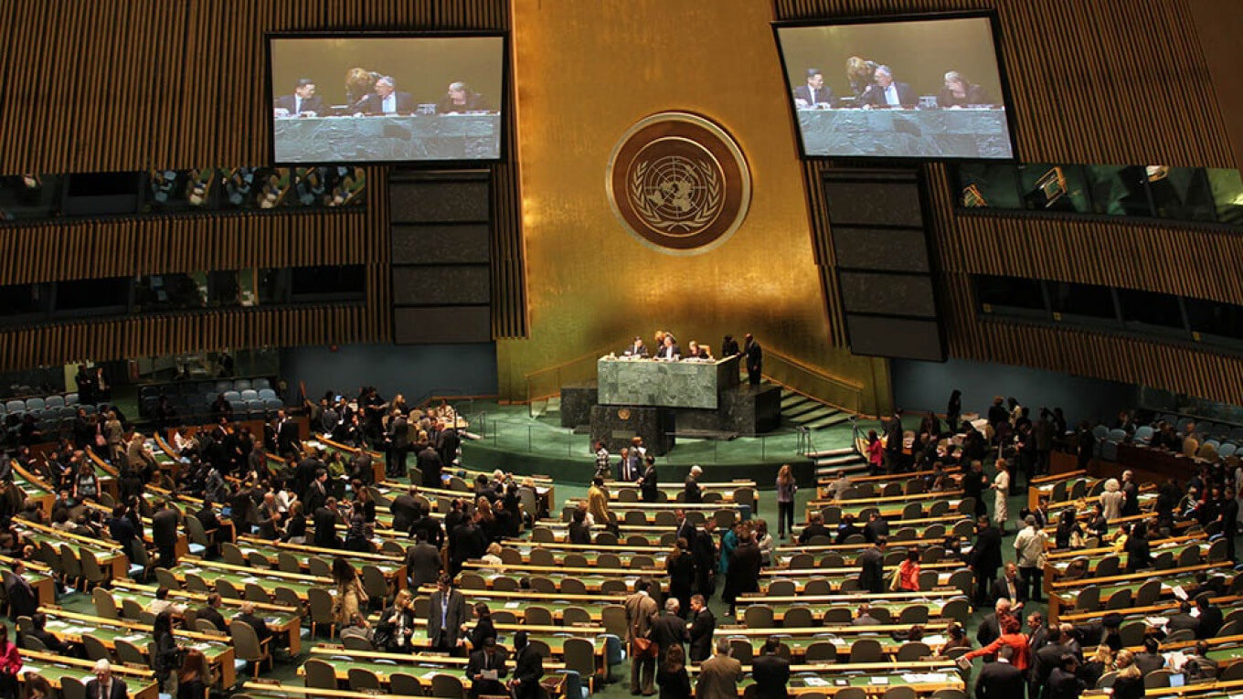 UN Passes Resolution Urging Russia to Withdraw from Crimea