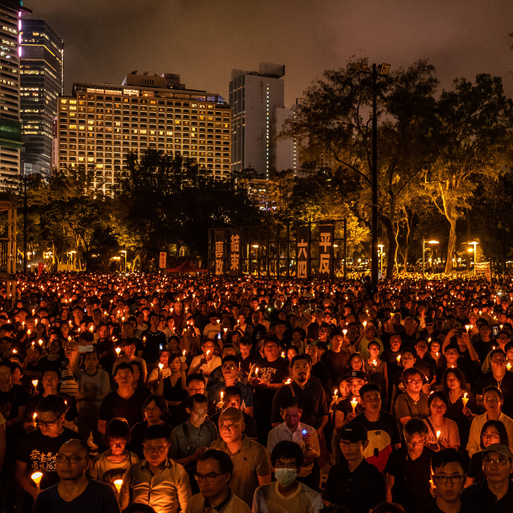 Hong Kong’s Annual Tiananmen Vigil Cancelled, 3,000 Riot Police Deployed to Enforce Ban