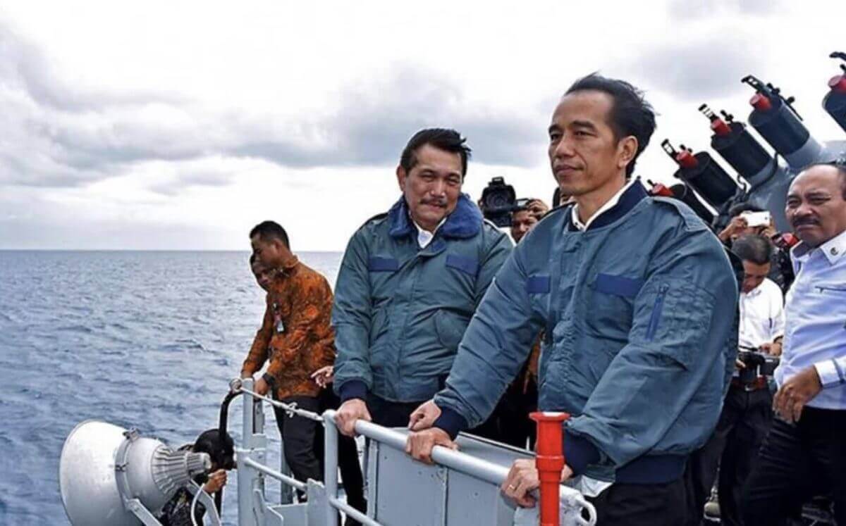 Indonesia Confronts Chinese Vessel in its EEZ in South China Sea