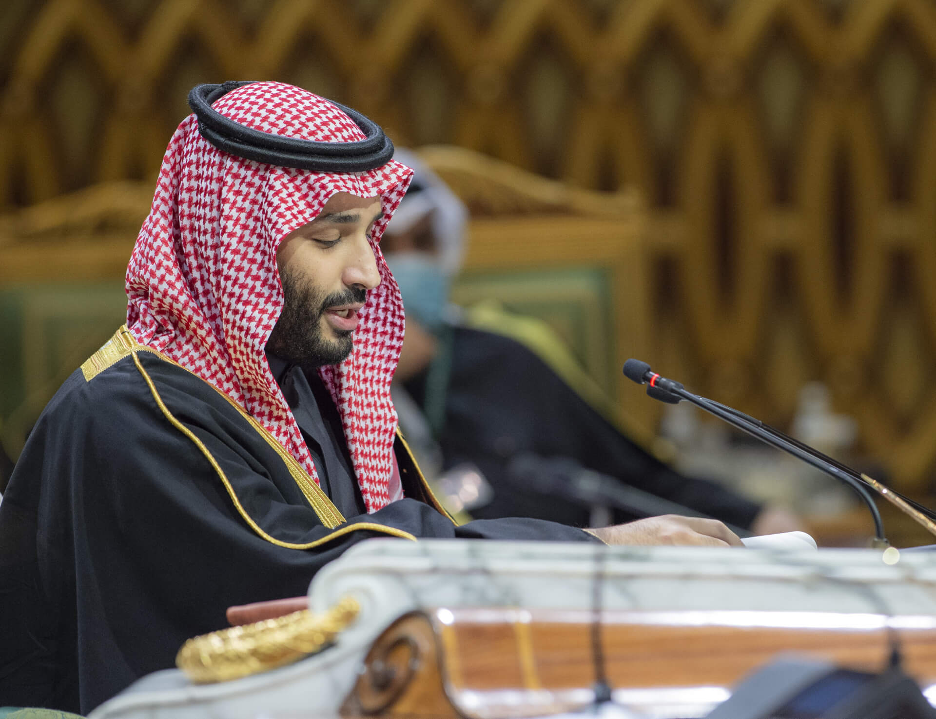 Saudi Arabia Promises Ukraine $400 Million in Aid Amid Accusations of Supporting Russia