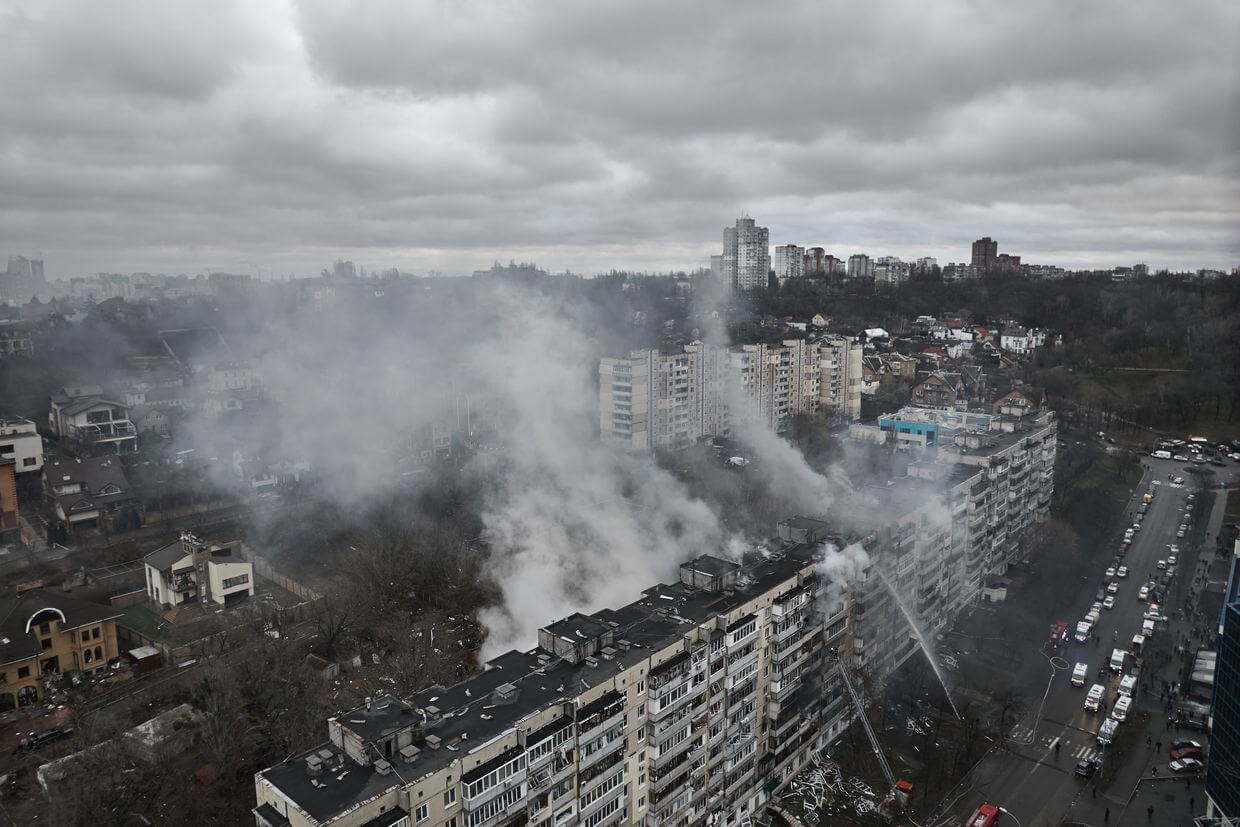 Russia Launches Large-Scale Attacks on Kyiv, Kharkiv Regions with Missiles, Drones