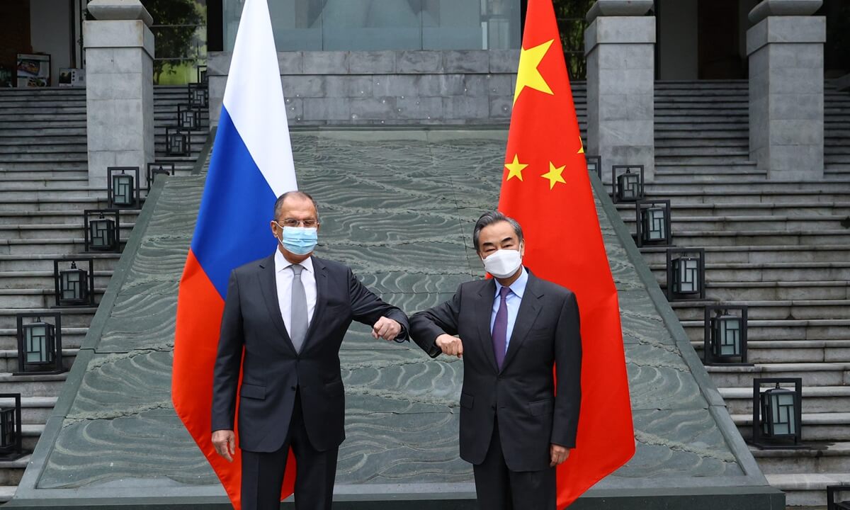 Chinese FM to Lavrov: We Understand Russia’s “Legitimate” Security Concerns