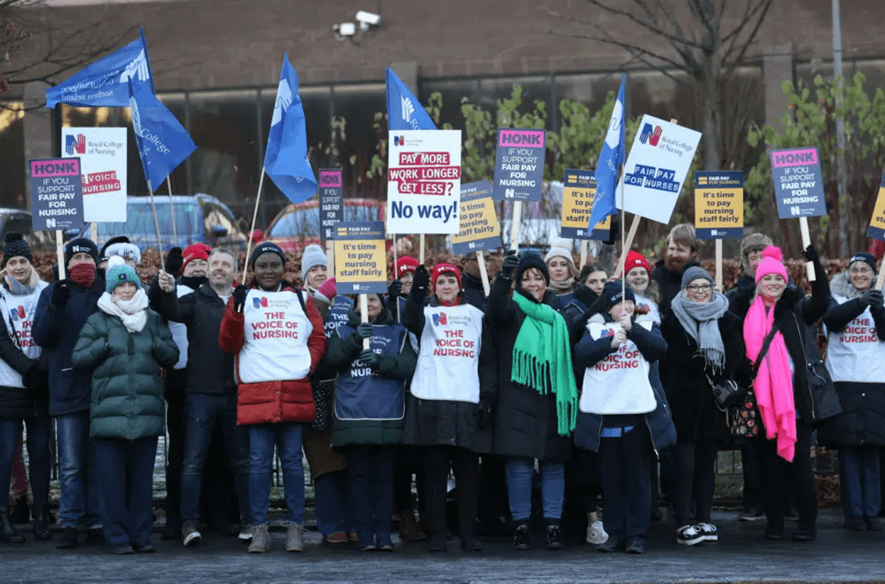 UK’s Nurses Launch Largest Strike in NHS History, Demand 19% Pay Hike