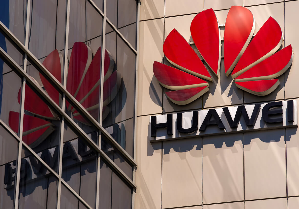 Huawei Under Investigation For Spying on US Military Bases