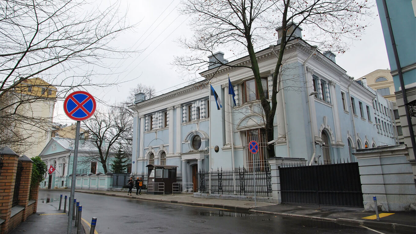 Russia, Estonia Expel Ambassadors in Tit-for-Tat Move