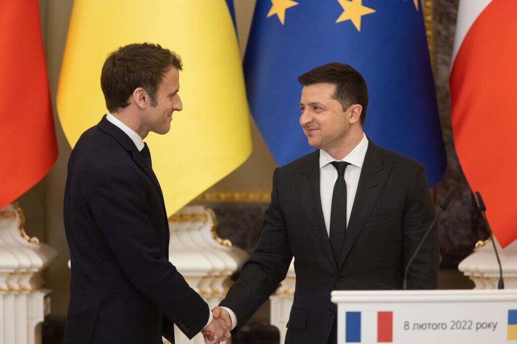 Zelensky Says Ukraine Will Not React to Russia’s Provocations After Macron Meeting