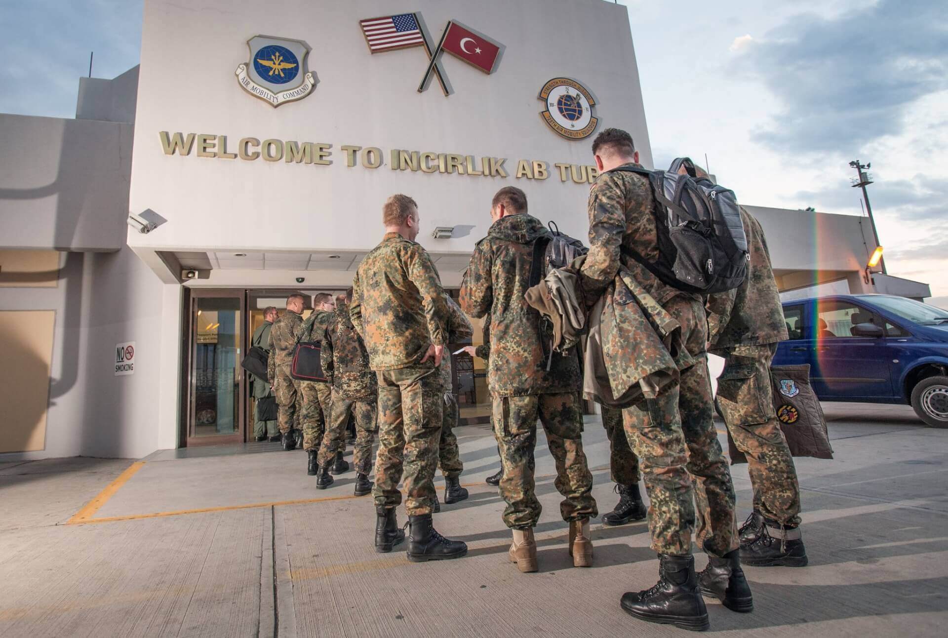 US Considering Alternatives to Incirlik Air Base in Turkey