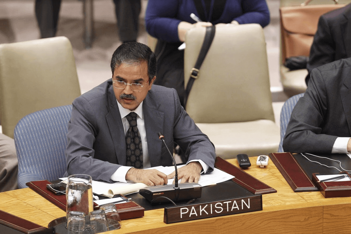 Pakistan Hits Back at Russia’s “Baseless” Accusation of Nuclear Ties With Ukraine
