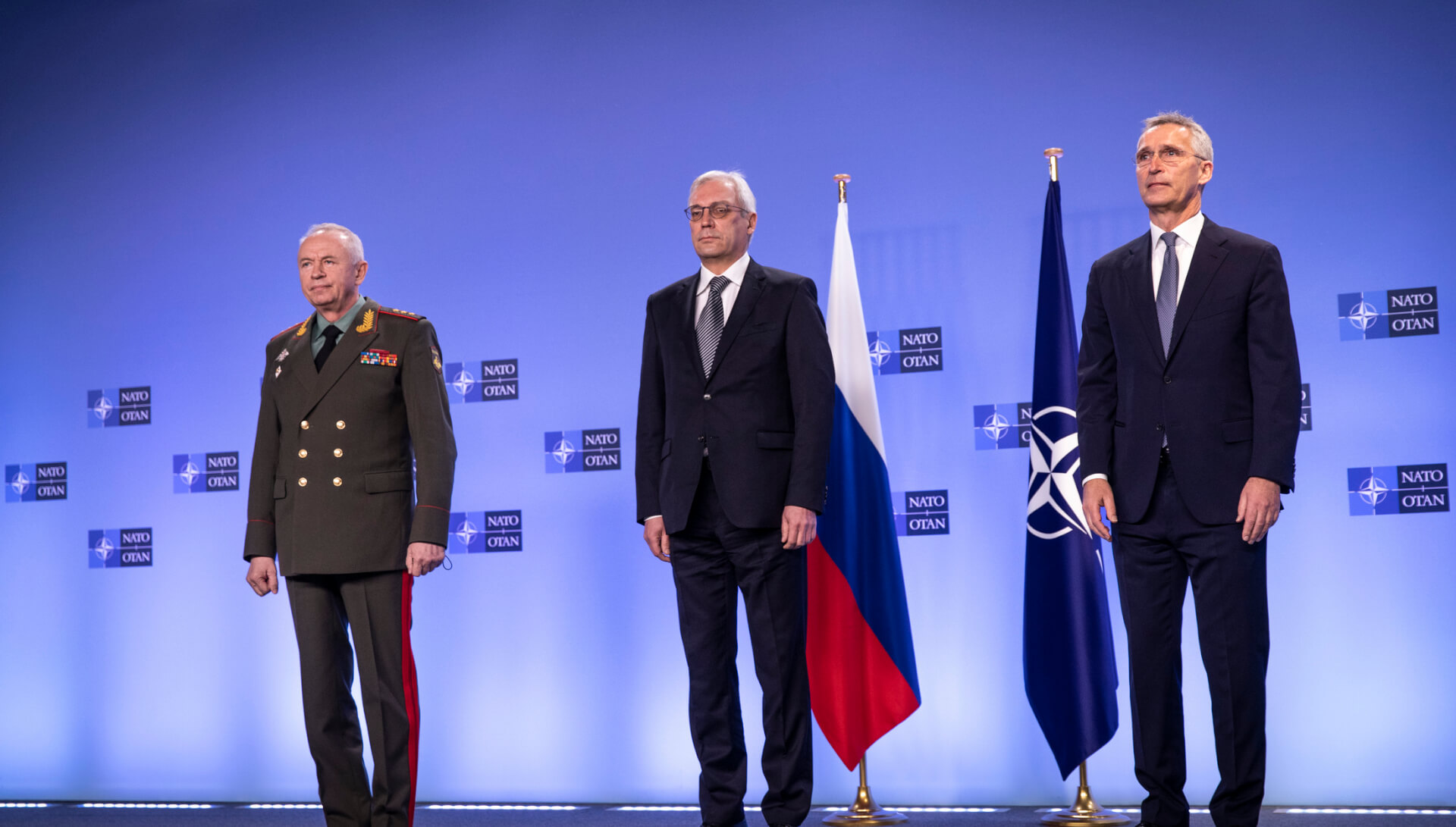 NATO, Russia in Deadlock Over Ukraine Crisis After Brussels Talks